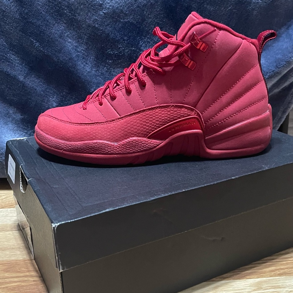 Jordan Athletic Shoes Red